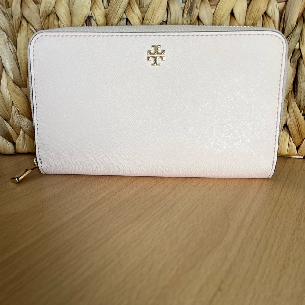 Tory Burch Light Pink Wallet